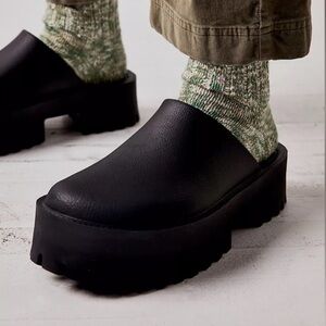 Jeffrey Campbell Bae platform mules!